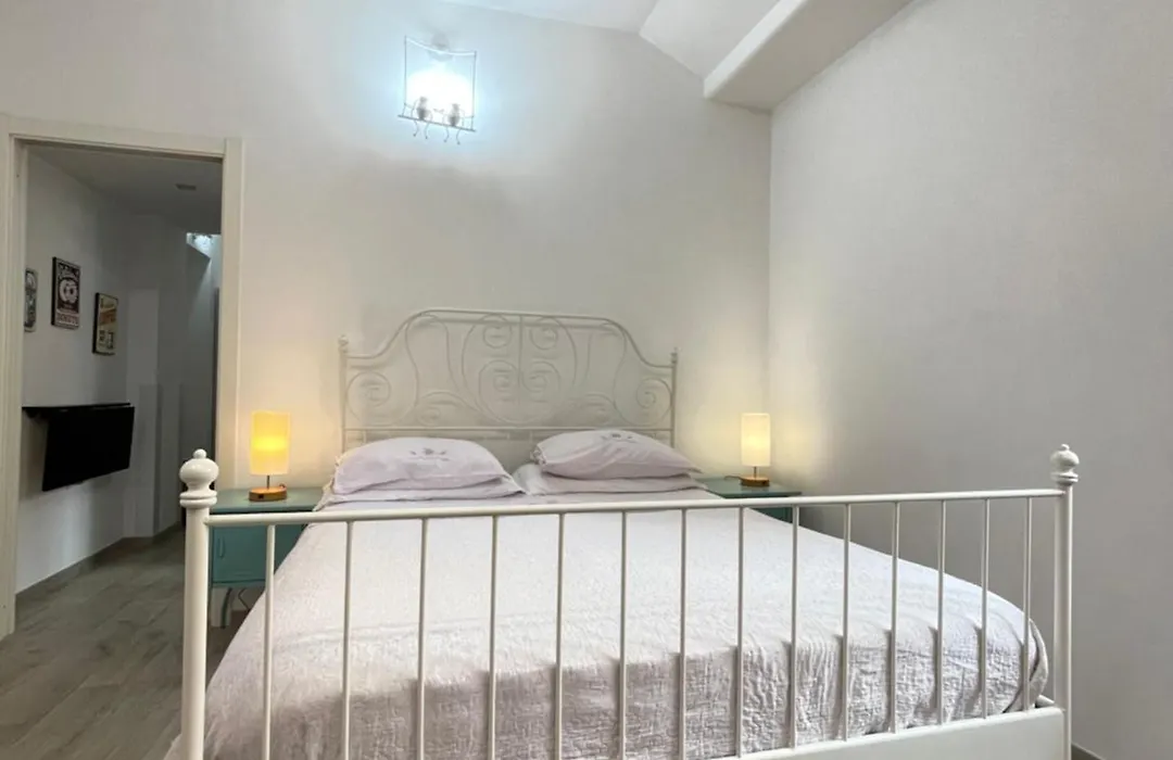 Delizioso Appartamento in Via di Monte Verde-1